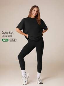 GLOWMODE 2 件 Pima 棉臀长 T 恤和 24 英寸 FeatherFit™ 紧身裤套装，带侧袋，低冲击瑜伽日常