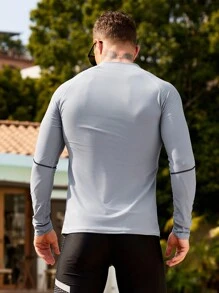 Manfinity Swimmode Men Solid Color Zip Up Surf T-Shirt, Slim Fit Casual Daily Wear,Hawaiian