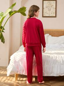 SHEIN 2pcs Girls Letter Print Long Sleeve Casual Top & Loose Pants Loungewear Set, Wine Red - Burgundy - View 2