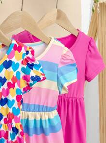 SHEIN Set de 3 vestidos informales para bebé niña con estampado de corazones y rayas de colores, con gorro a juego - Multicolor - Ver 3