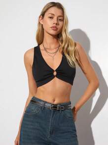 SHEIN EZwear Fashion Solid Color Ring Decor Cropped Tank Top - Black - View 4