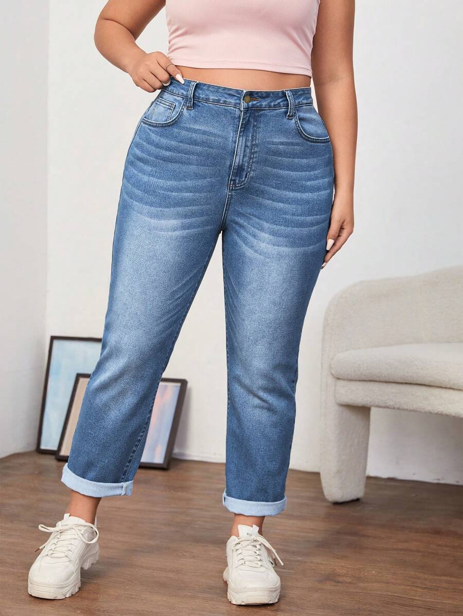 SHEIN EZwear Plus Size Front Button Pocket Simple Denim Jeans, Casual Daily Wear - Light Wash - View 1