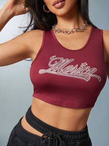 Denimoi Rotes Crop Top mit rundem Ausschnitt und Buchstabenaufdruck - Bordeaux - Übersicht 1