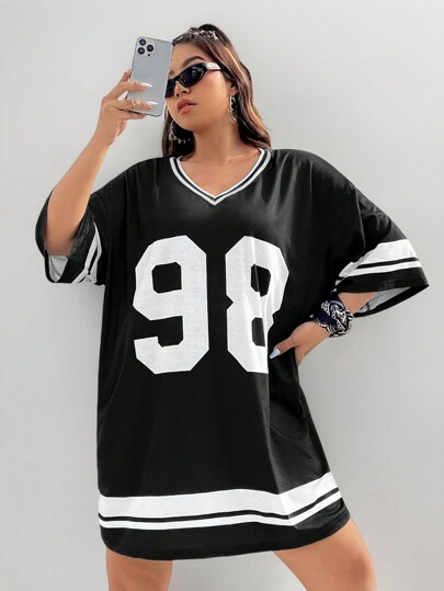 SHEIN EZwear Women's Plus Size Digital Print V-Neck Loose Straight Casual Dress With Drop Shoulder Sleeve