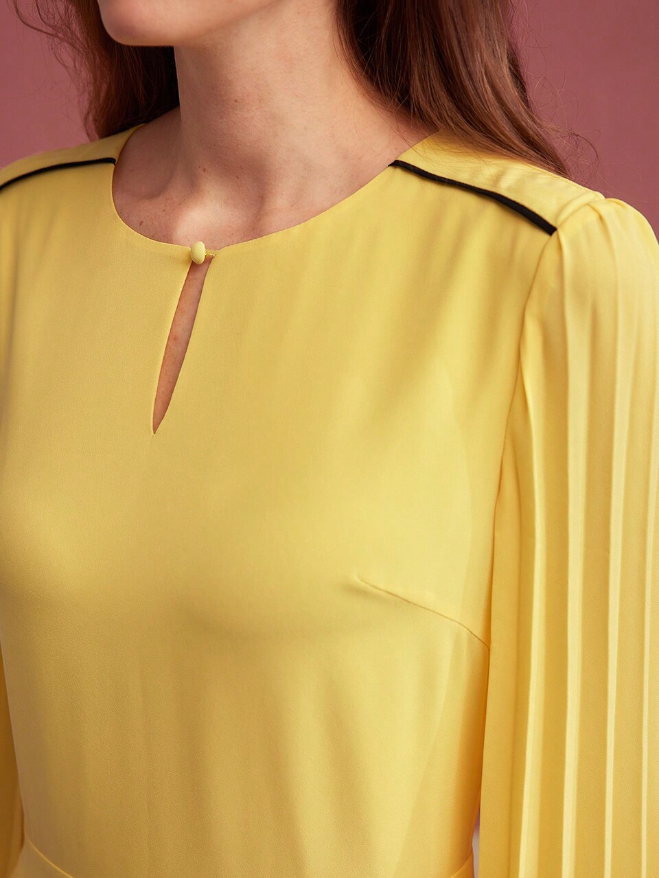COLORBLOCK PLEATED KEYHOLE NECKLINE DRESS, LONG SLEEVES,SPRING/SUMMER
