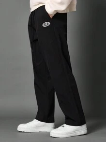 SUMWON 低裆尼龙运动裤，运动休闲慢跑裤，带地球标志，街头潮流，高性能下装，运动都市风格，休闲训练 - 黑色 - 查看 1