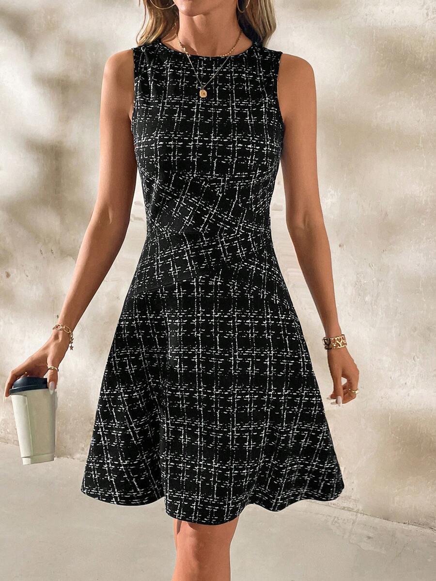 SHEIN Clasi Plus Size Women Elegant Solid Color Slim A-Line Mini Skirt Dresses For Women Elegant Women Mini Dresses New Arrivals Women Dress Plaid Dresses For Women Classy Dresses For Women,Summer Dresses For Women,Summer Dress,Black Dress,Business Casual Woman,Office Outfits For Women - Black and White - View 1