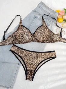 Bare Chapter 2pcs Women's Strawberry Print Mesh Underwire Lingerie Bra And Panty Set ClassicAnimalPrint