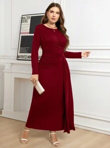 SHEIN Clasi 加大码纯色圆领长袖扭结简约休闲长裙 - 紅色 - 查看 2