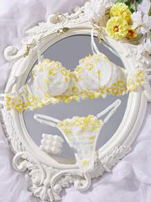 2pcs Wedding Rustic Romantic Yellow Embroidered Women's Lingerie Set - Multicolor - View 1