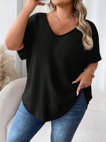 SHEIN CURVE+ Plus Size V-Neck Ribbed Christmas T-Shirt With Thermal Lined, Autumn/Winter