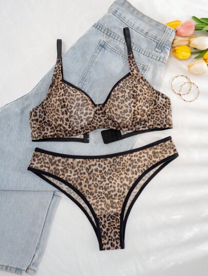 Bare Chapter 2pcs Women's Strawberry Print Mesh Underwire Lingerie Bra And Panty Set ClassicAnimalPrint view 3