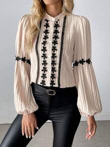 EMERY ROSE 优雅简约H型灯笼袖立领蕾丝拼接纹理波浪条纹长袖常规上衣，秋冬 - 杏色 - 查看 4