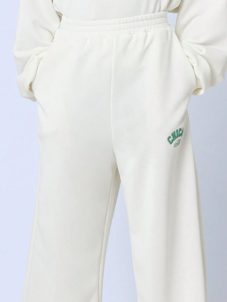 Chicago Athletics Sweatshirt And Pants Co-Ord Set