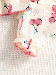 SHEIN 女婴 2 件套睡衣套装，白色背景，甜樱桃印花，飘袖上衣和长裤，舒适家居服