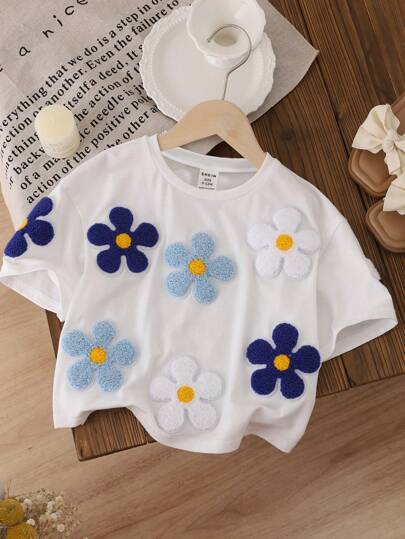 SHEIN LMoss Kids Baby Girl Cute Oversized White Floral Short Sleeve T-Shirt, Versatile For Summer