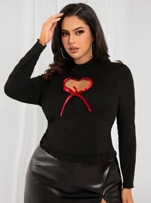 SHEIN SXY Camiseta de punto negra con recorte de corazón decorada con cinta roja para mujer talla grande, adecuada para uso diario, cita nocturna, cumpleaños, despedida de soltera, fiesta, baile de graduación, cita de pareja, elegante, casual, compras, ropa de calle, al aire libre, coqueta, fácil de combinar y se ve delgada, realza tu figura, favorece tu Body.