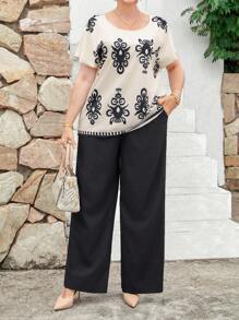 EMERY ROSE Plus Size Casual Vintage Print Batwing Top And Pants 2 Pieces Set - Black and White - View 3