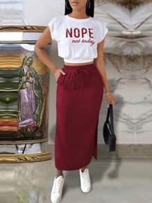 EMERY ROSE 2 件套女士休闲套装：字母印花短款圆领上衣和腰带长款酒红色裙子 - 酒紅色 - 查看 3