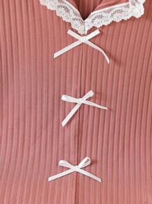 SHEIN 2pcs Young Girls Solid Pink & White Lace Trim Bow Decor Short Sleeve Top And Casual Long Pants Pajama Set - Pink - View 3