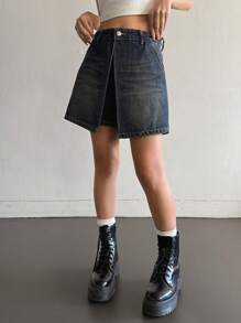 DAZY Quần váy denim nữ dáng bất đối xứng có túi - Rửa tối - Xem 2