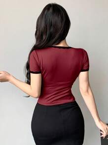 DAZY 女士休闲撞色蕾丝边短袖 T 恤 - 紅色 - 查看 4
