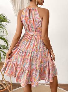 SHEIN Vestido casual corto de cuello de halter con estampado de paisley para embarazadas para la primavera - Rosa - Ver 2
