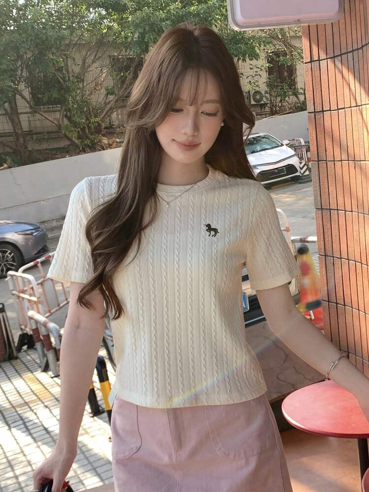 Spring/Summer New Business Casual Women T-Shirt With Unique Fabric And Horse Embroidery