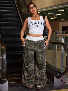 SHEIN ICON Pantalones vaqueros de talla grande con estampado de leopardo y contraste en la cintura - Multicolor - Ver 5