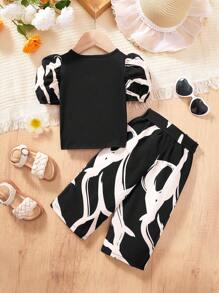SHEIN Leap Crew Babygirl 夏日假期花卉印花上衣和裤子套装 - 黑與白 - 查看 2