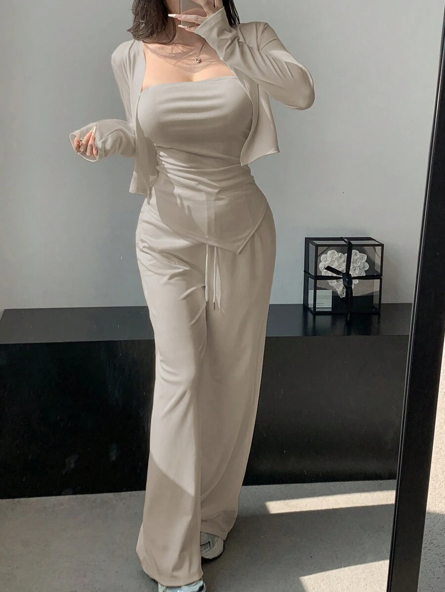 DAZY 3 件套女士简约纯色修身套装 - 杏色 - 查看 1