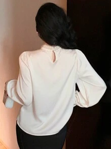 DAZY Blusa de mujer de tela brillante y elegante para el verano, ropa de otoño - Negro - Ver 2