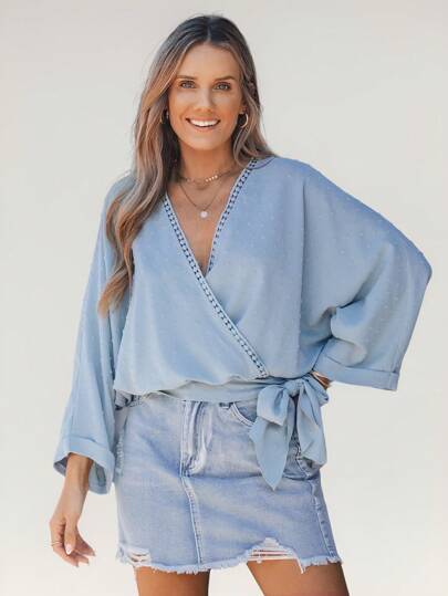 SHEIN LUNE Camisa gris corta con cuello y detalle de torsión enfrente para mujer