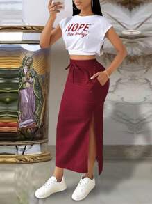 EMERY ROSE 2 件套女士休闲套装：字母印花短款圆领上衣和腰带长款酒红色裙子 - 酒紅色 - 查看 4