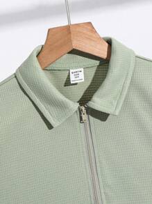 SHEIN Leap Crew Conjunto informal de 2 piezas con camisa de cuello polo de manga corta y pantalones cortos para niño preadolescente - Verde militar - Ver 3