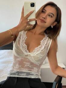 Livesso Top canotta senza maniche con bordo in pizzo, colore unito, leggero, adatto per primavera/estate, trasparente, sexy, da donna - Bianco - Visualizzare 1