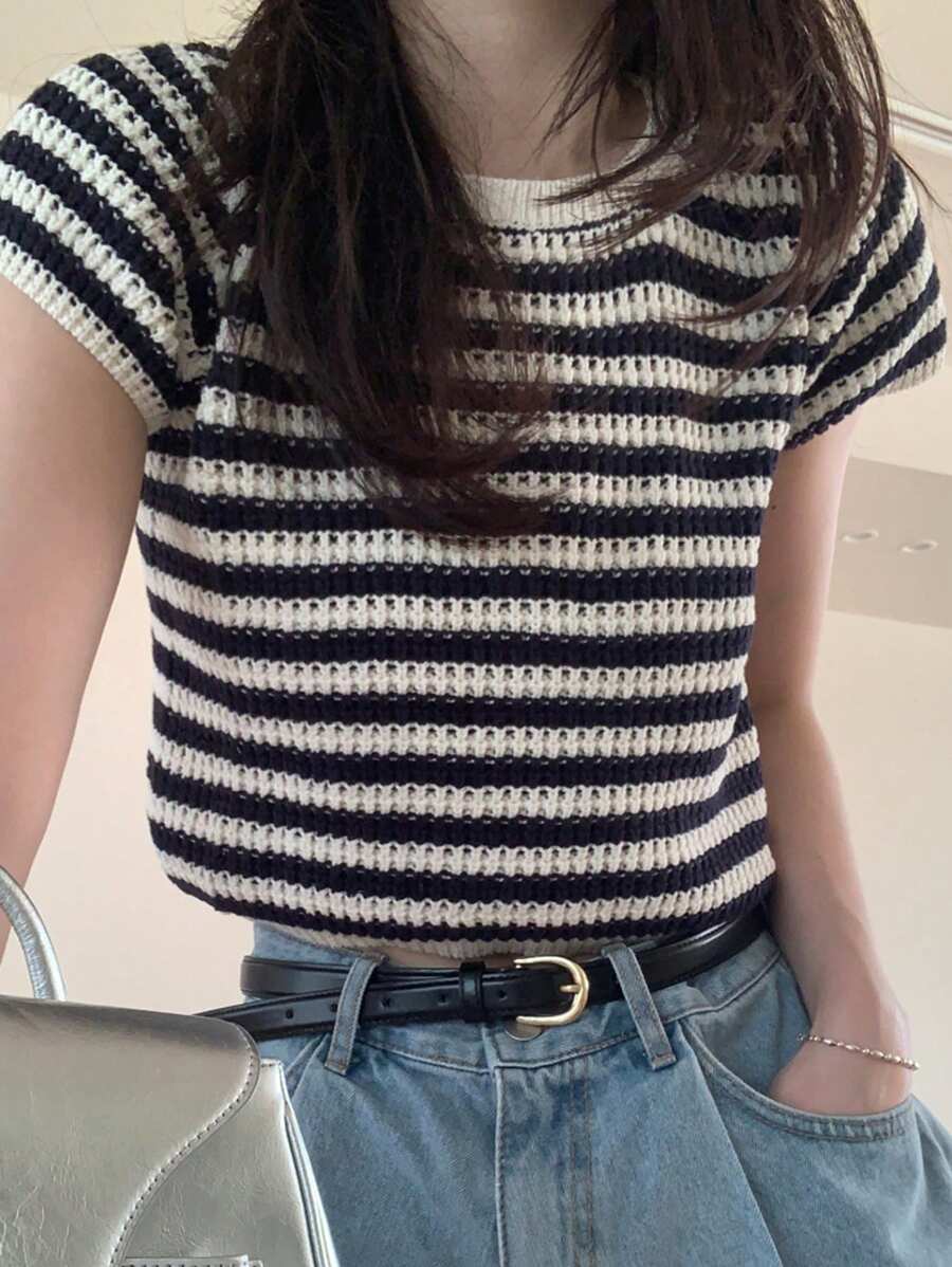 DAZY Women Colorblock Round Neck Short Sleeve Knit Top, Black And White, Spring/Summer - Black and White - View 1