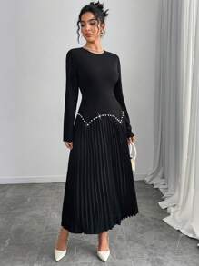 Chiquease Long Sleeve Fitted Dress With Pearl, Pleated Design - Black - View 6