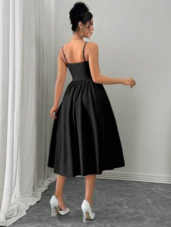 Rafferiza 时尚百搭约会派对细肩带腰部喇叭形优雅黑色连衣裙，适合女士，秋冬季