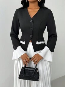 SHEIN Clasi 2 件套：女款黑白撞色 V 领喇叭袖西装外套和褶皱松紧腰裤 - 黑與白 - 查看 7
