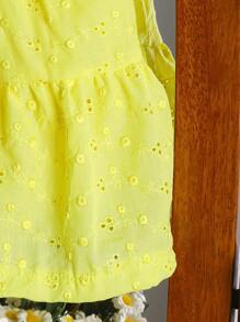 SHEIN Baby Girl New Summer Woven Jacquard Solid Color Dress With Floral Strap Decoration - Yellow - View 6