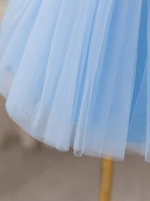 SHEIN Glamorique Kids White Christmas Princess Dress For Girls, Satin & Mesh Patchwork Long Sleeve V-Neck Pearl Decor Bowknot Back Ball Gown, Suitable For Parties, Autumn/Winter - Blue - View 5