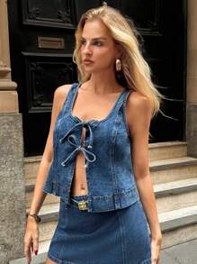 Forever 21 Áo denim không tay thường ngày cho nữ có dây buộc phía trước và viền xẻ - Màu xanh lam - Xem 3