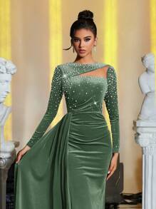 Glamrae Velvet & Mesh Gradient Beaded Mermaid Hem Trailing Formal Gown For Evening Party, Wedding Guest Dress - Green - View 2