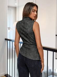 SHEIN Essnce PU Leather Ruched Crop Tank Top For Women, Fall Tops, Leather Tops, Going Out,Women's Casual Fashion 90s Street Shooting Spring Autumn Solid Color Pleated Collar PU Tank Top Sleeveless Tops Fall Women Tops