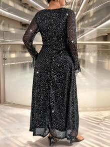 SHEIN Unity Plus Size Women's Elegant Black & Silver Flare Sleeve Metallic Fabric Fitted Long Evening Gown Dress For Party