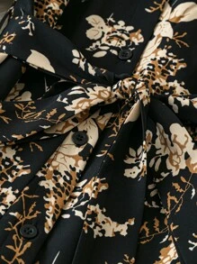 SHEIN Clasi 大码女式长袖花卉印花腰纽扣中长连衣裙