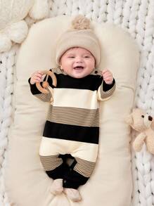 SHEIN Newborn Baby Girl Casual Adorable Knitted Striped Long Sleeve Snap-Crotch Romper, Suitable For Autumn/Winter Indoor & Outdoor, Baby Shower