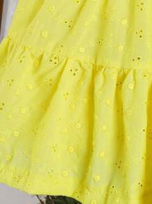 SHEIN Baby Girl New Summer Woven Jacquard Solid Color Dress With Floral Strap Decoration - Yellow - View 3