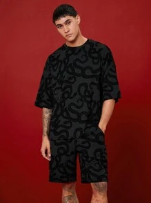 Manfinity VCAY 2pcs/Set Streetwear Full-Print Snake Pattern Knitted Flocking Loose Drop Shoulder Crew Neck Sweatshirt And Mid-Waist Straight Leg Shorts Suit - Black - View 1